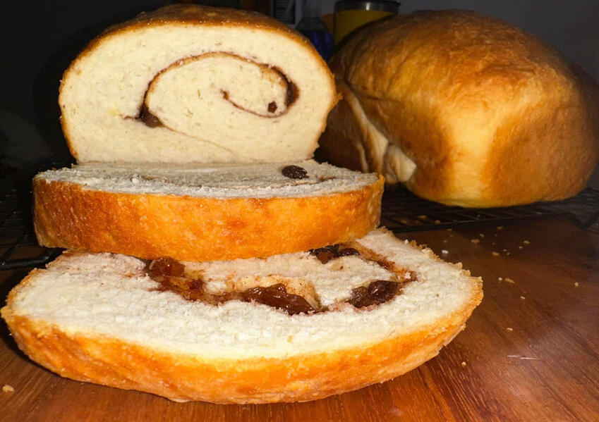Cinnamon Raisin Bread